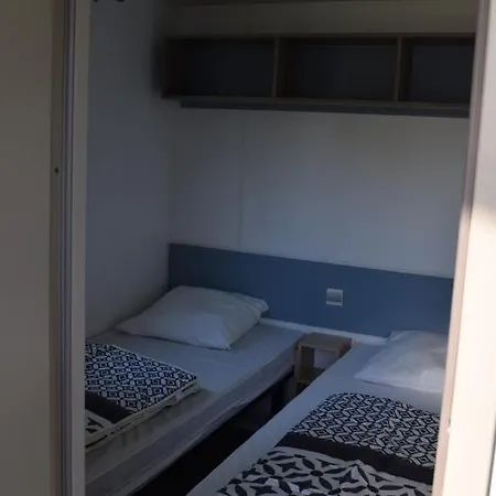 Camping Adults Only La Croix Badeau Soulaines-Dhuys